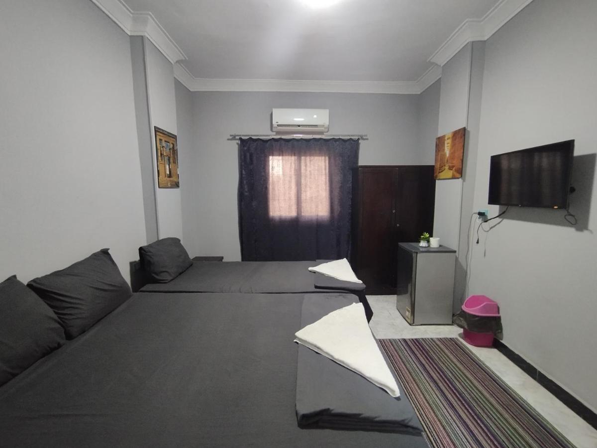 Hotel Fantastic Pyramids View 4*
