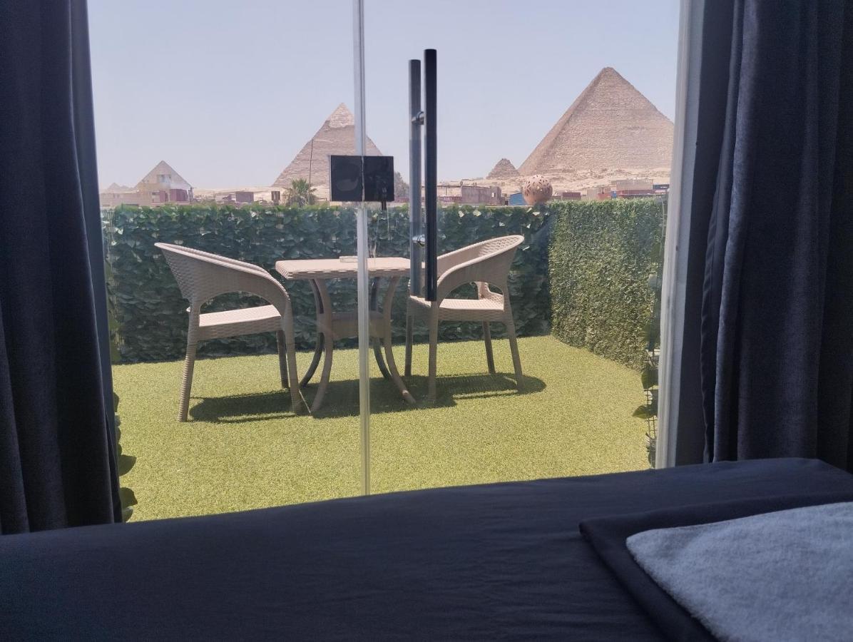 Fantastic Pyramids View 4*
