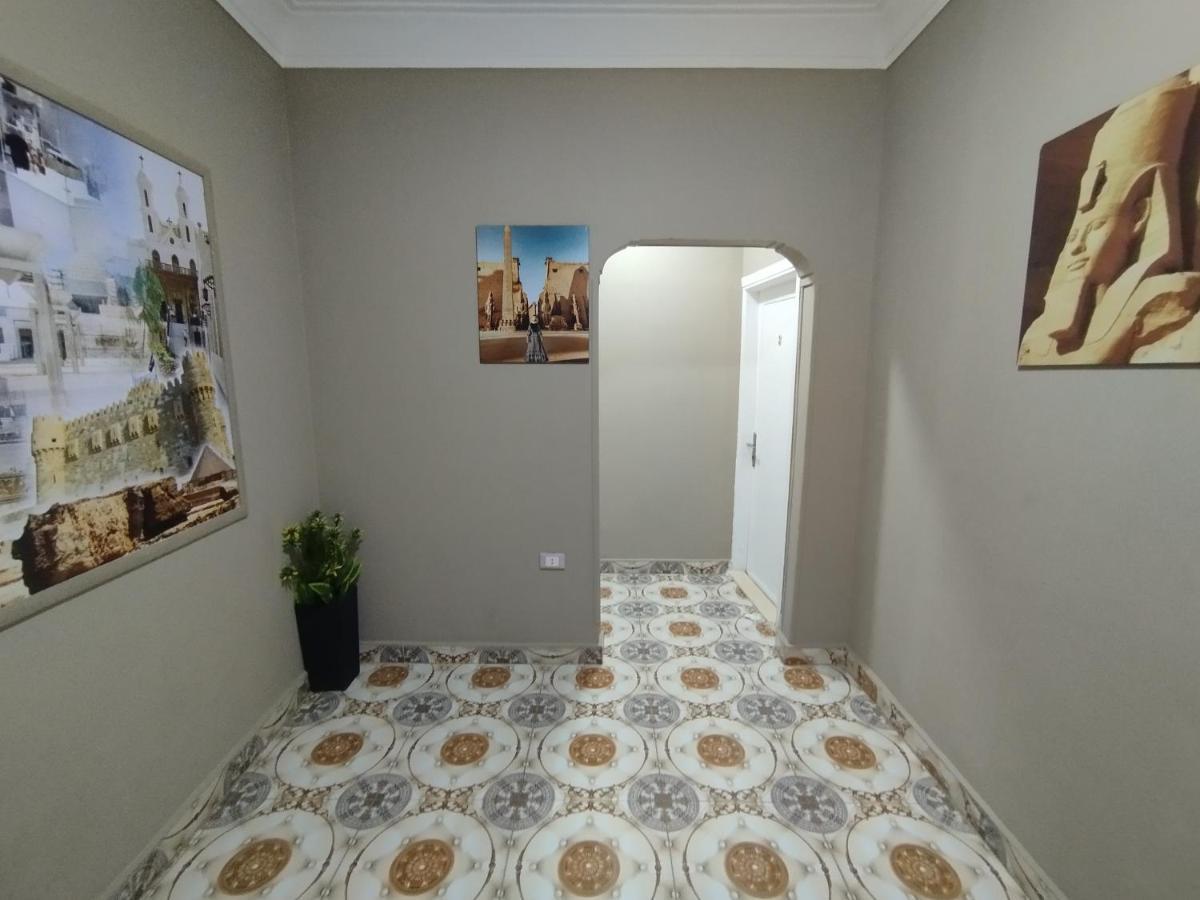 Fantastic Pyramids View 4*